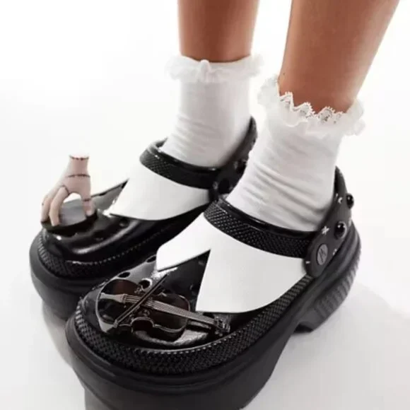 Wednesday Stomp Crocs Clogs NWT - Picture 9 of 11